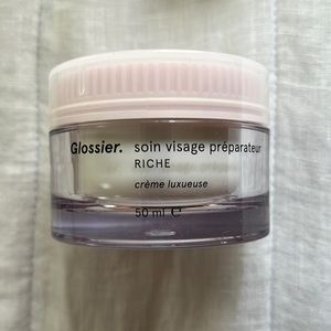 Glossier Priming Moisturizer Rich brand new